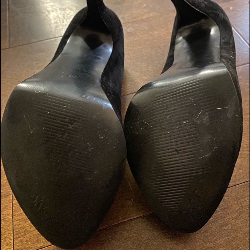 Black suede Guess heels size 7